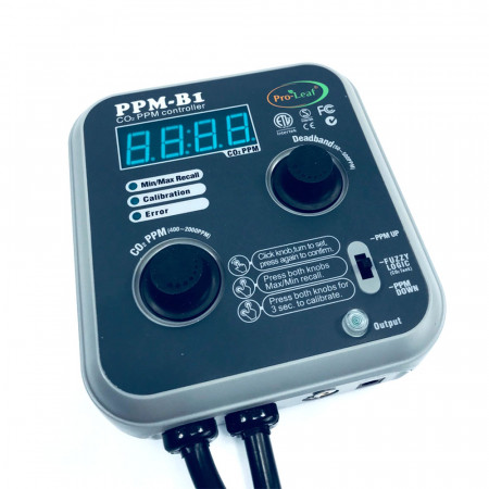 Контроллер для теплицы PPM-B1 (с выносным датчиком и управляемой розеткой)